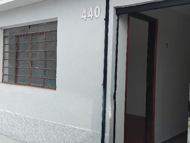 Casa para Aluguel com 3 quartos, 134 m² por R$ 3.000