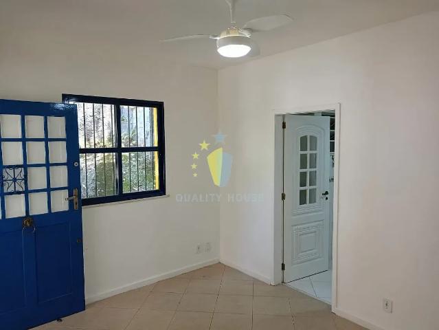Casa para Aluguel com 3 quartos, 135 m² por R$ 7.900