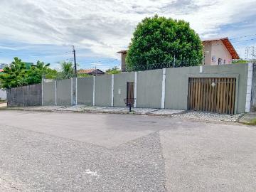 Casa para Aluguel com 3 quartos, 266 m² por R$ 10.000