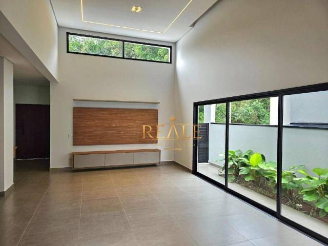 Casa para Aluguel com 3 quartos, 200 m² por R$ 10.000