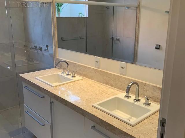 Casa para Aluguel com 3 quartos, 350 m² por R$ 7.000