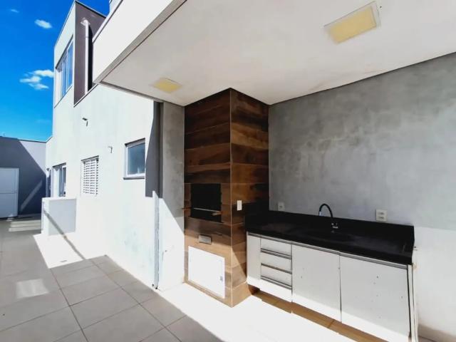 Casa para Aluguel com 3 quartos, 360 m² por R$ 5.000