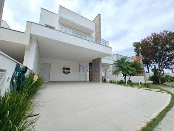 Casa para Aluguel com 3 quartos, 309 m² por R$ 10.500