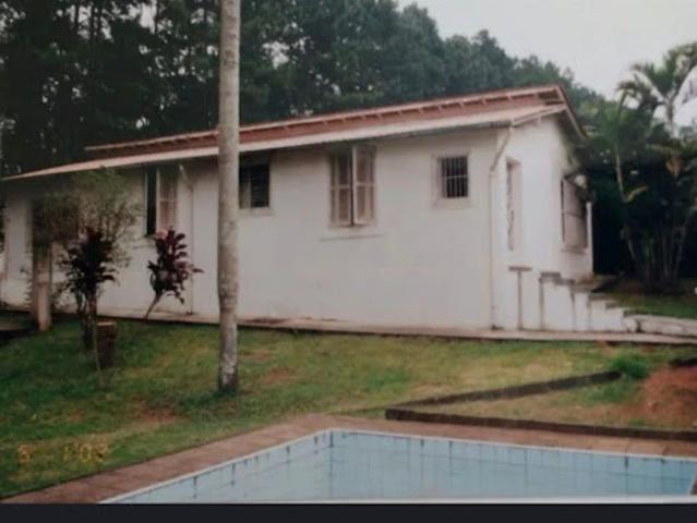 Casa para Aluguel com 3 quartos, 500 m² por R$ 3.850