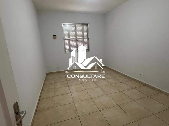 Casa para Aluguel com 3 quartos, 80 m² por R$ 2.000