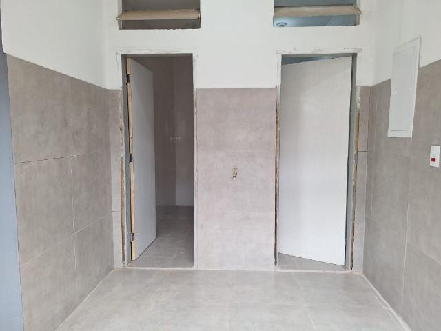 Casa para Aluguel com 16 quartos, 431 m² por R$ 40.000