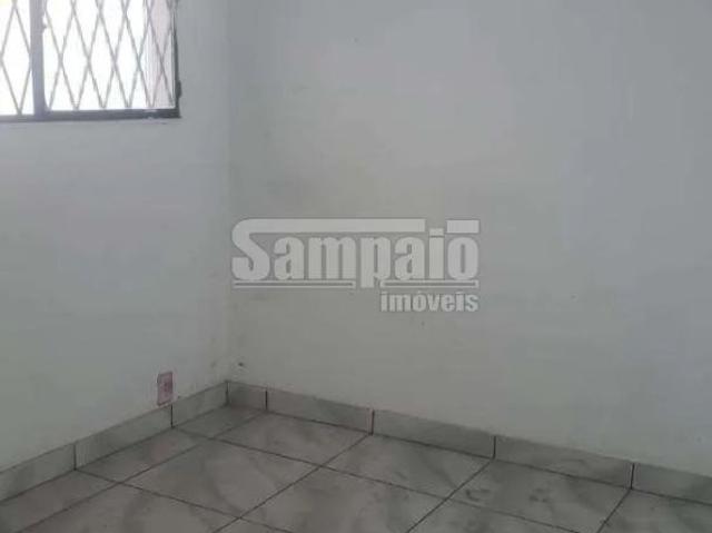 Casa para aluguel com 1 quarto em Campo Grande com 40m²