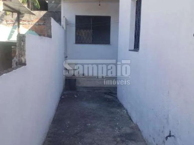 Casa para aluguel com 1 quarto em Campo Grande com 40m²