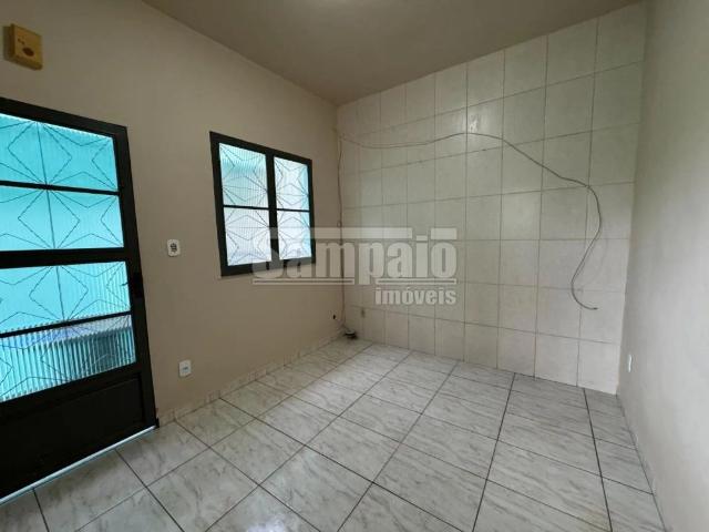 Casa para aluguel com 1 quarto em Campo Grande com 49m²
