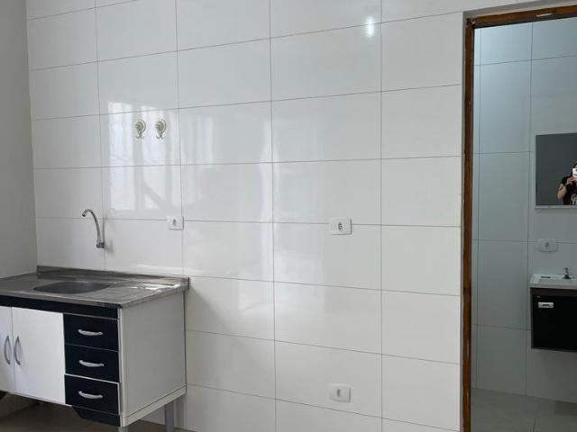Casa para Aluguel com 1 quartos por R$ 1.400