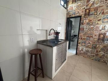 Casa para Aluguel com 1 quartos, 44 m² por R$ 900
