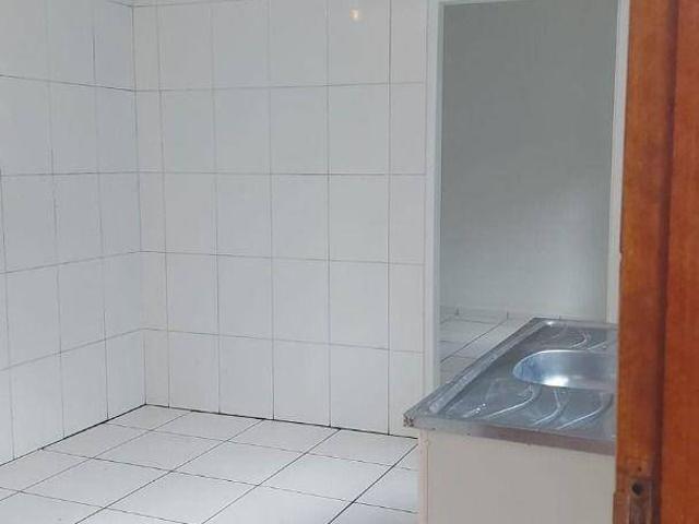 Casa para Aluguel com 1 quartos, 45 m² por R$ 1.000
