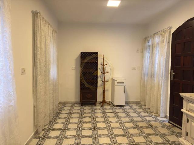 Casa para Aluguel com 1 quartos, 40 m² por R$ 2.500