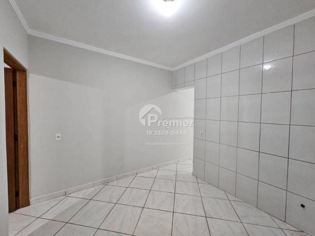 Casa para Aluguel com 1 quartos, 55 m² por R$ 1.300
