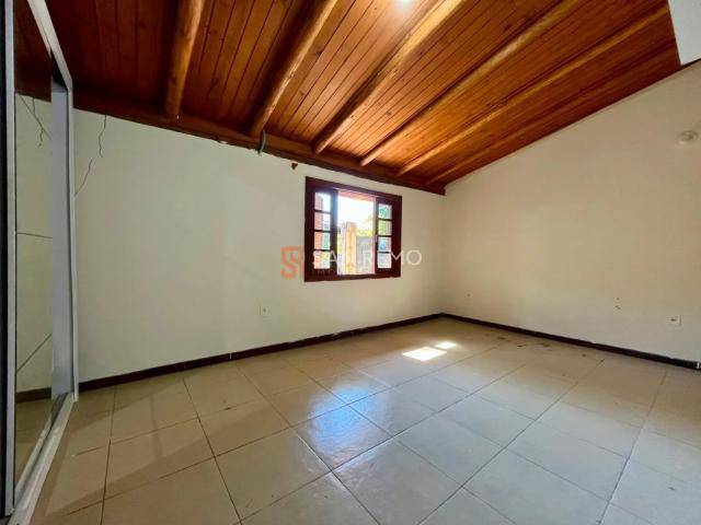 Casa para aluguel com 2 quartos, em Rio Tavares com 149 m²