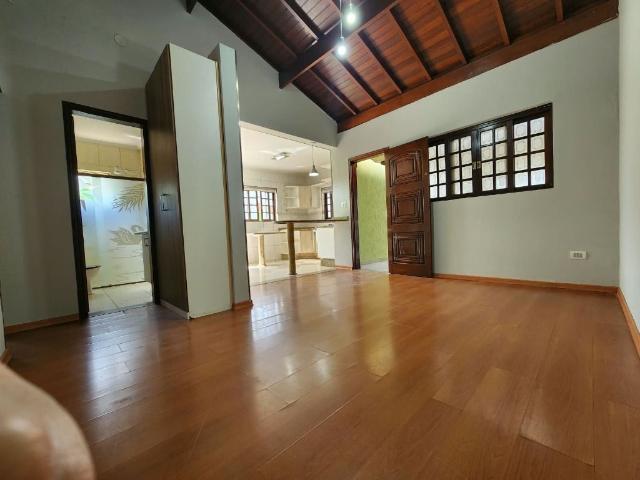 Casa para Aluguel com 2 quartos por R$ 3.900