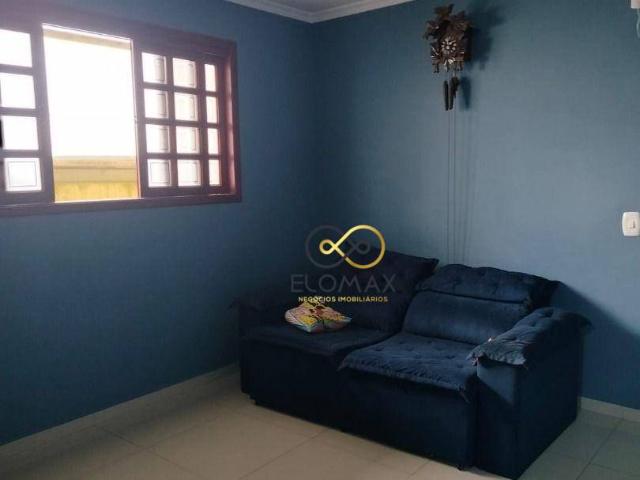 Casa para Aluguel com 2 quartos, 100 m² por R$ 2.700
