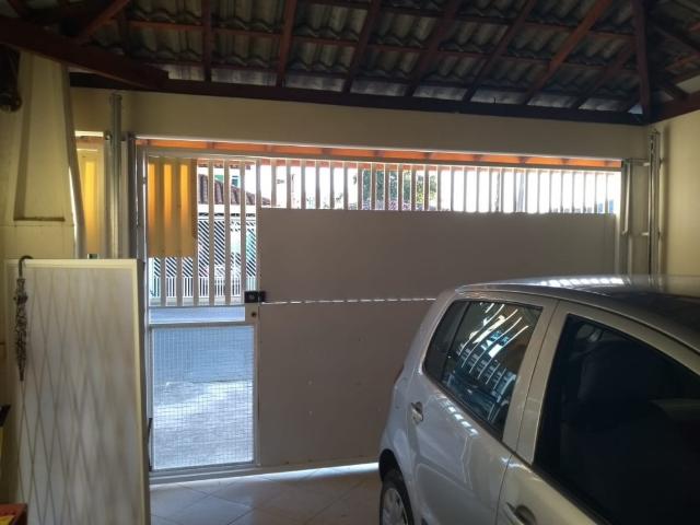 Casa para Aluguel com 2 quartos, 125 m² por R$ 3.000