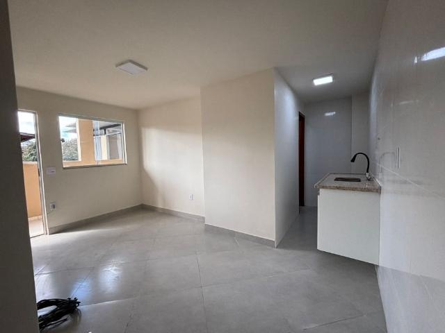 Casa para Aluguel com 2 quartos, 20 m² por R$ 1.800