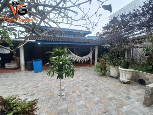Casa para Aluguel com 2 quartos, 350 m² por R$ 5.000