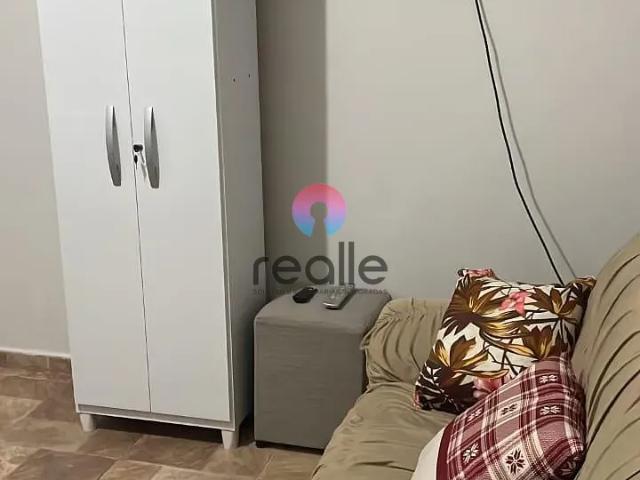 Casa para Aluguel com 2 quartos, 49 m² por R$ 2.000
