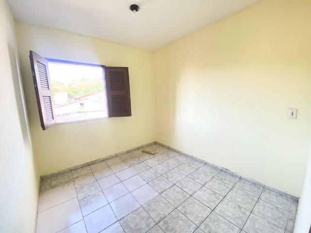 Casa para Aluguel com 2 quartos, 58 m² por R$ 1.200
