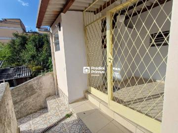 Casa para Aluguel com 2 quartos, 65 m² por R$ 1.500