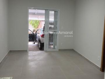 Casa para Aluguel com 2 quartos, 60 m² por R$ 3.000