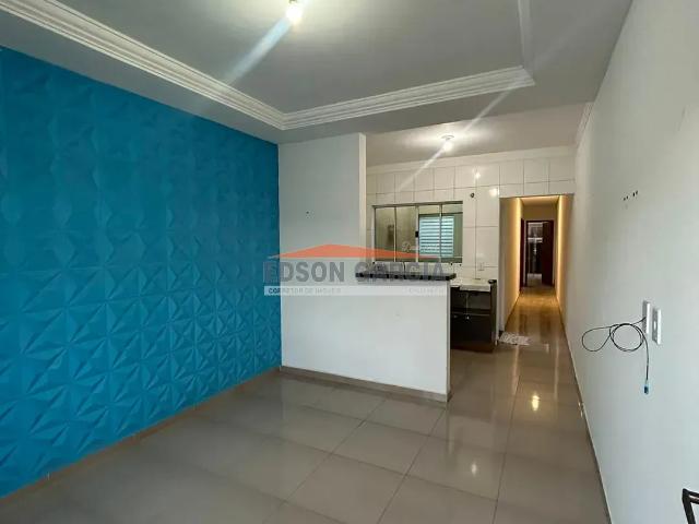 Casa para Aluguel com 2 quartos, 60 m² por R$ 1.500