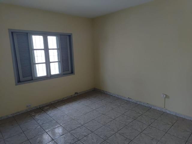 Casa para Aluguel com 2 quartos, 60 m² por R$ 2.500