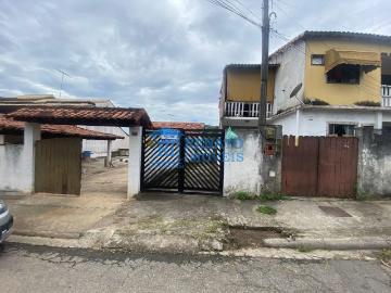 Casa para Aluguel com 2 quartos, 75 m² por R$ 2.000