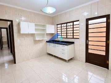 Casa para Aluguel com 2 quartos, 89 m² por R$ 3.500