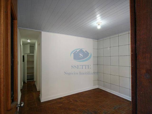 Casa para Aluguel com 2 quartos, 80 m² por R$ 2.500