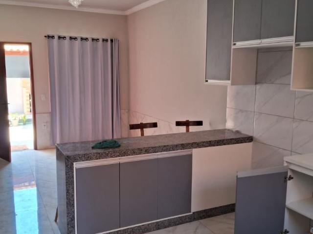 Casa para Aluguel com 2 quartos, 80 m² por R$ 2.050