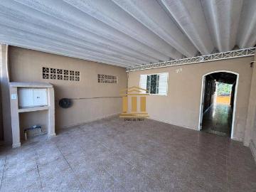 Casa para Aluguel com 2 quartos, 96 m² por R$ 2.592