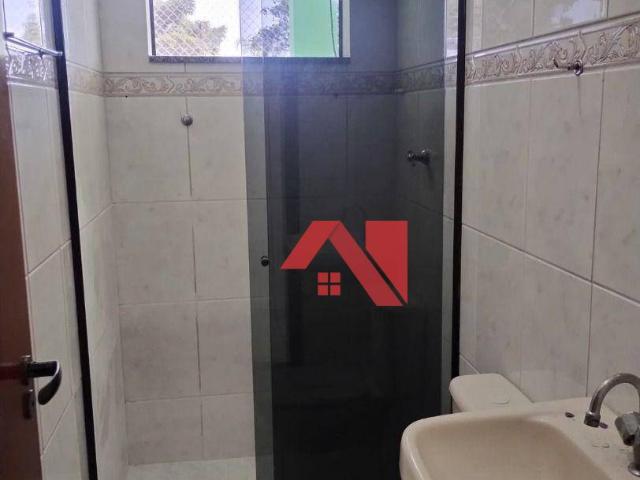 Casa para Aluguel com 2 quartos, 90 m² por R$ 1.900