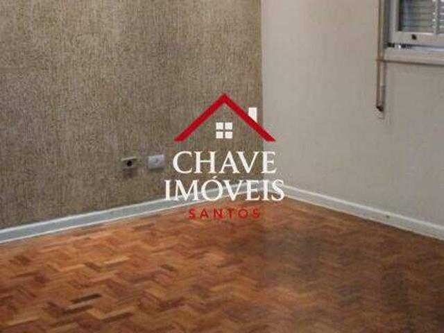 Casa para Aluguel com 4 quartos, 215 m² por R$ 8.800