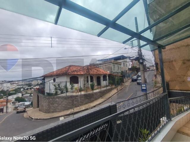 Casa para aluguel com 4 quartos, 2 suítes e terraço com churrasquira, Santos Anjos, Juiz de Fora