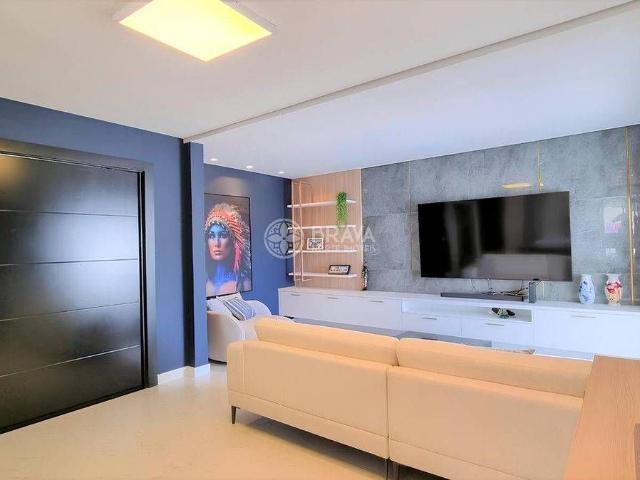 Casa para Aluguel com 4 quartos, 350 m² por R$ 19.000