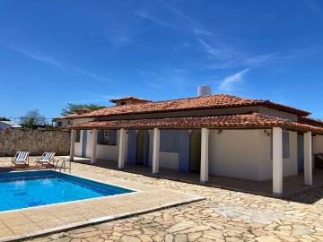 Casa para Aluguel com 4 quartos, 360 m² por R$ 10.000