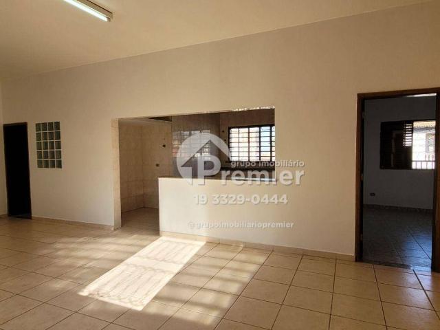 Casa para Aluguel com 4 quartos, 456 m² por R$ 4.000