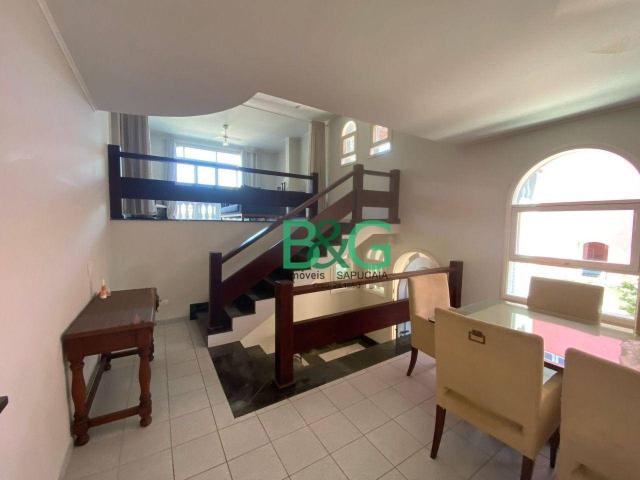 Casa para Aluguel com 4 quartos, 492 m² por R$ 16.000