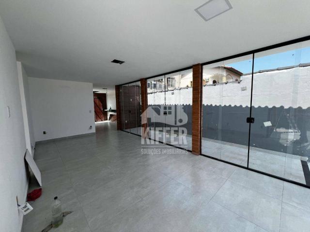 Casa para Aluguel com 5 quartos, 185 m² por R$ 12.000