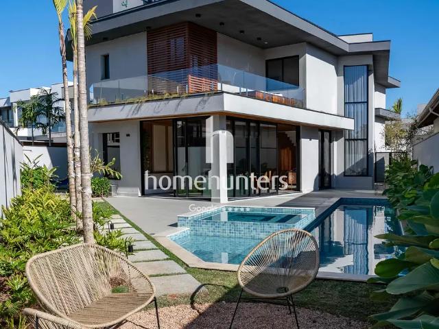 Casa para Aluguel com 5 quartos, 423 m² por R$ 29.000