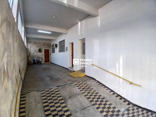 Casa para Aluguel com 9 quartos, 1 m² por R$ 6.000