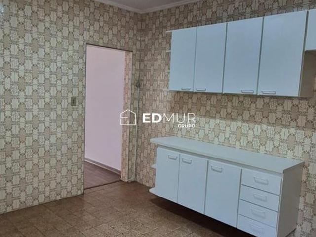 Casa para aluguel na Vila Alzira