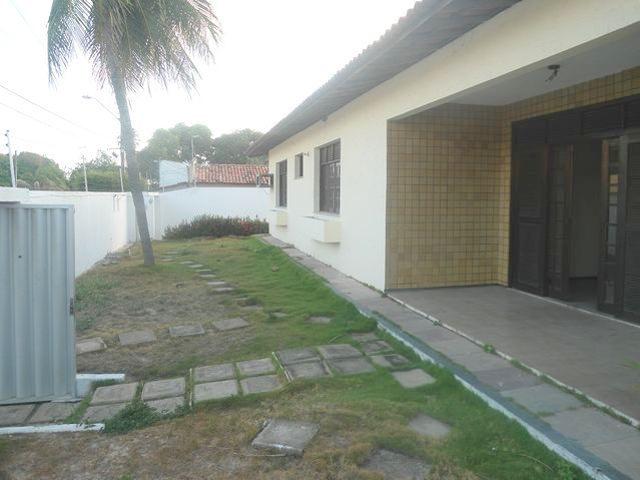 Casa para Aluguel no bairro Luciano cavalcante