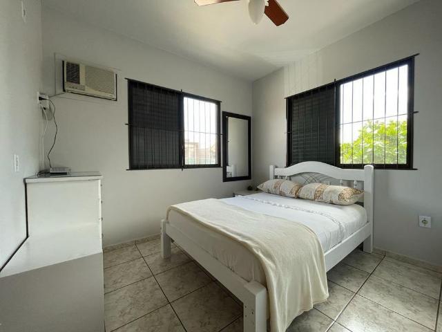 Casa Para Aluguel No Centro