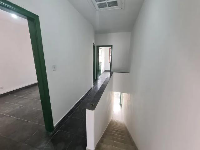 Casa para aluguel possui 100 metros quadrados com 2 quartos em Ipiranga São Paulo SP