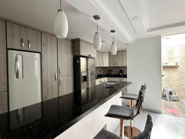 Casa para Arriendo en Av sur, Pereira
